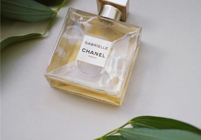 image of chanel perfume for mobile